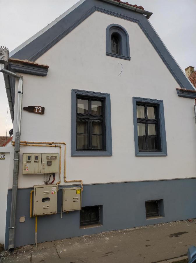 The Little White House Apartman Nagyszeben Kültér fotó